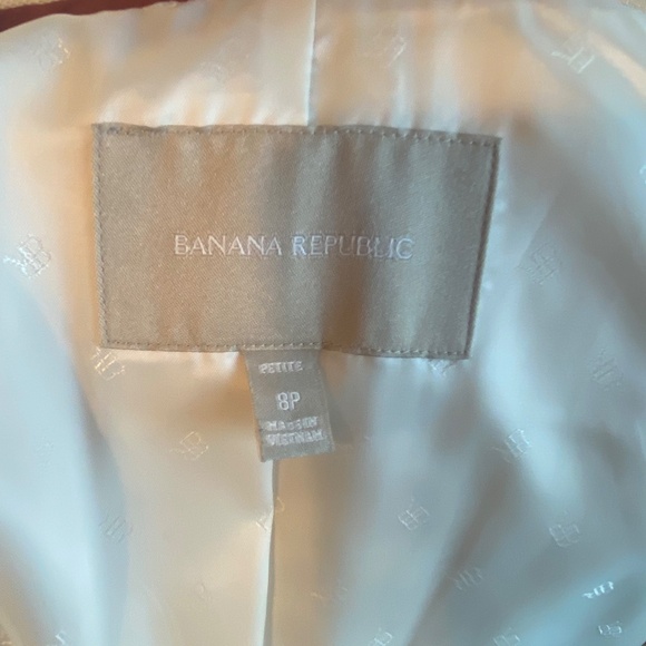 Women’s Banana Republic Blazer. petite, medium. - Picture 8 of 9
